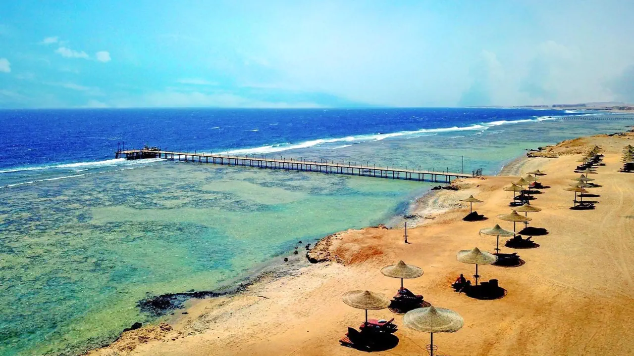 الفندق بليس ندى بيتش ريزورت - مرسى علم